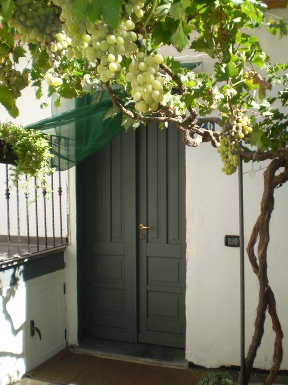 Il Giardino Di Emilio Bed & Breakfast Marrùbiu Dış mekan fotoğraf
