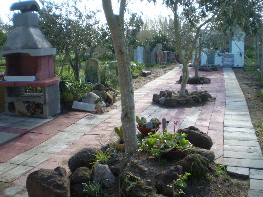Il Giardino Di Emilio Bed & Breakfast Marrùbiu Oda fotoğraf