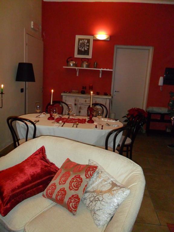 Il Giardino Di Emilio Bed & Breakfast Marrùbiu Oda fotoğraf