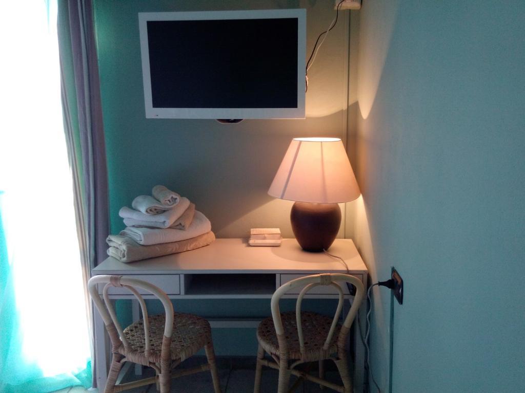 Il Giardino Di Emilio Bed & Breakfast Marrùbiu Dış mekan fotoğraf