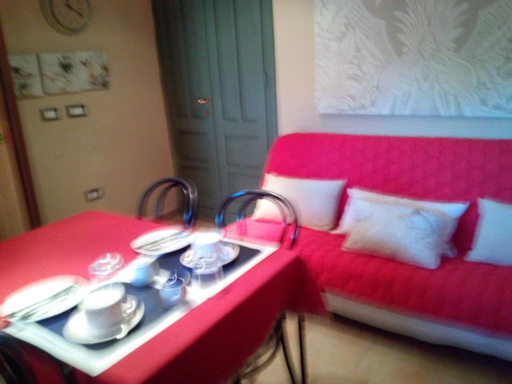 Il Giardino Di Emilio Bed & Breakfast Marrùbiu Dış mekan fotoğraf